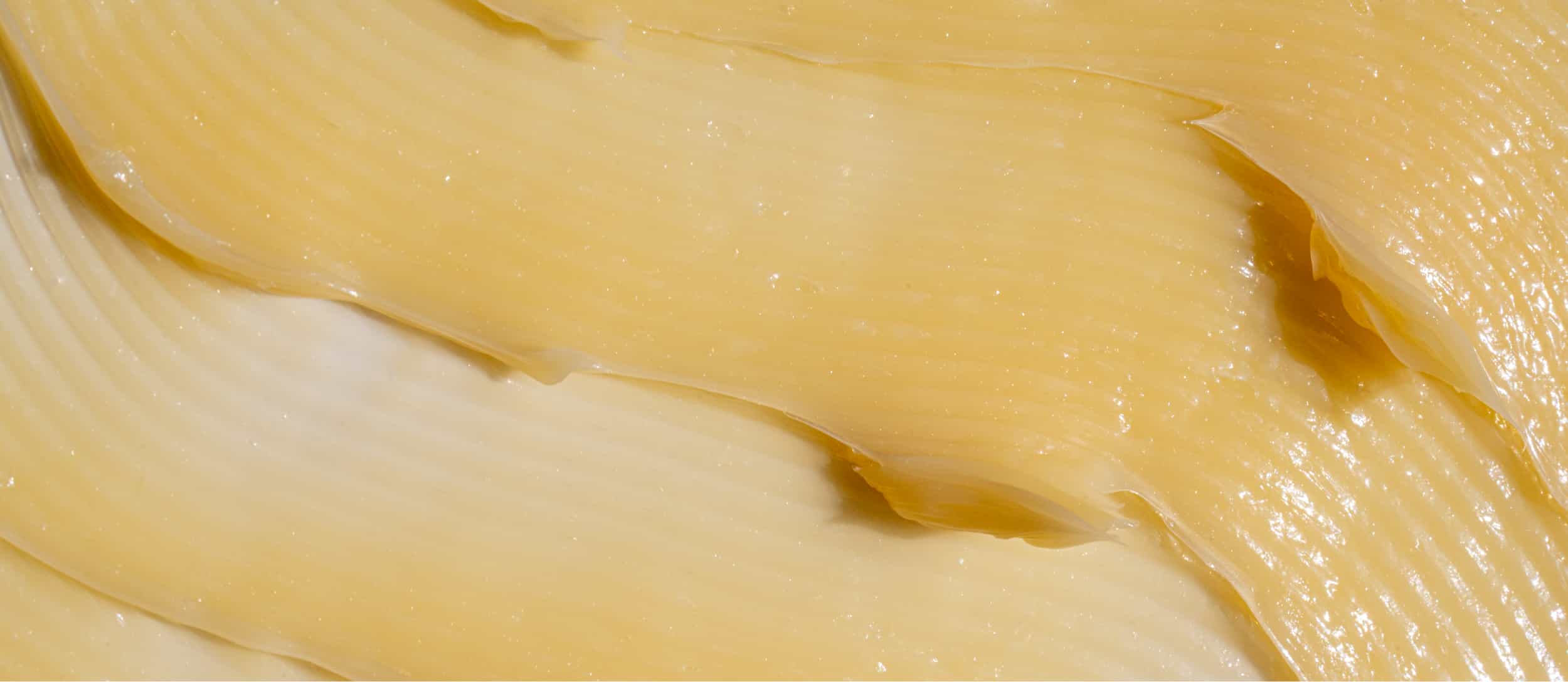 How to Use Manuka Honey on the Face